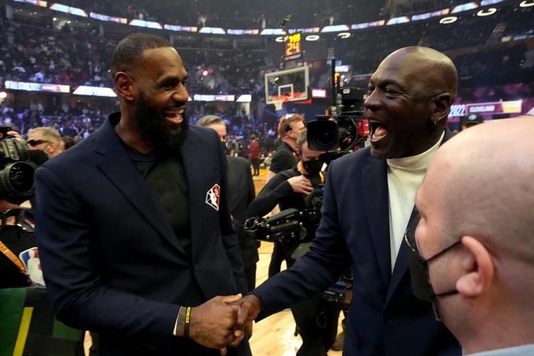 查尔莫斯:相比詹姆斯 乔丹才是GOAT 后者会让人感到恐惧